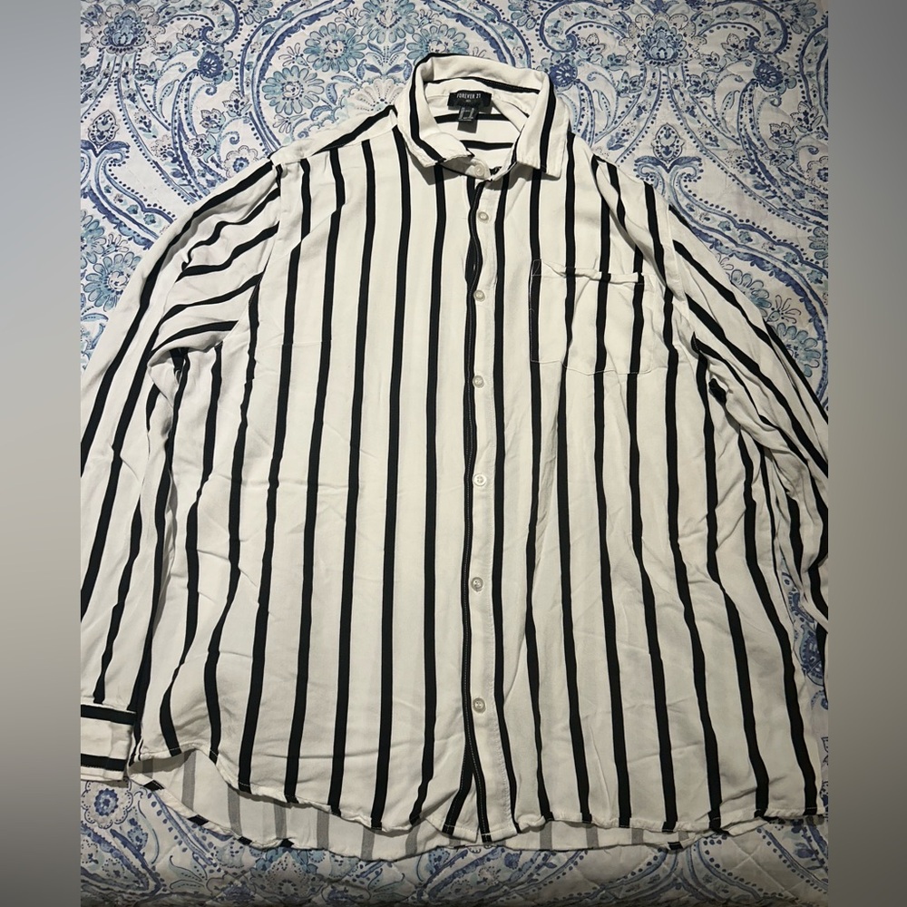Forever 21 white dress up black stripe shirt